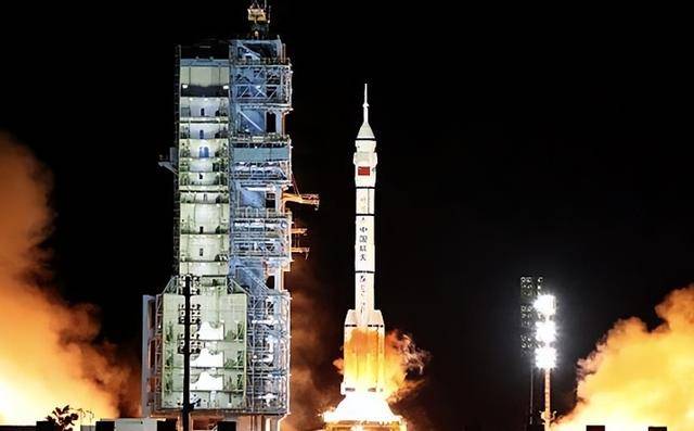 皇冠信用網怎么申请_西方卫星过顶西北皇冠信用網怎么申请，拍下不寻常一幕，美媒：极具战略价值