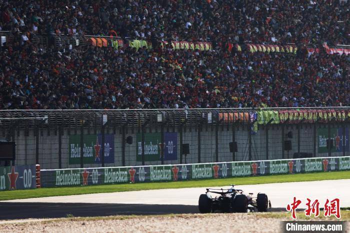 hga030怎么获取账号_F1中国大奖赛：皮亚斯特里拿下生涯首个杆位