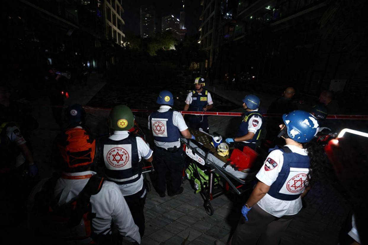 迈阿密国际vs波尔图_伊朗大规模导弹袭击震慑中东迈阿密国际vs波尔图，以色列防御体系告急，美国是否会出手相助？