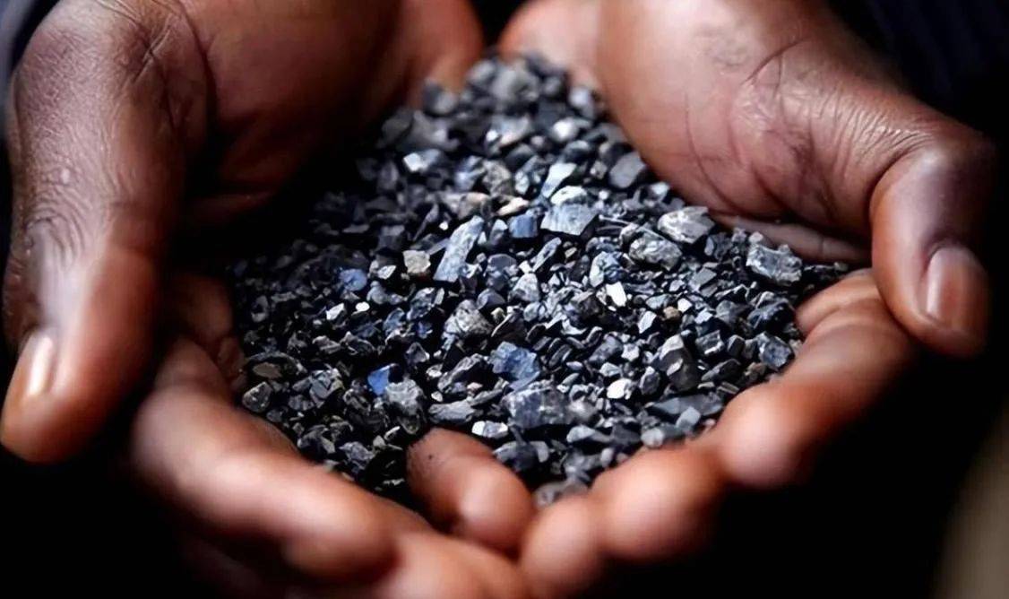 皇冠信用網代理_特朗普真急了皇冠信用網代理，下令停止所有对华卡脖子措施，给中国独一份待遇，只为让中国答应一件事？