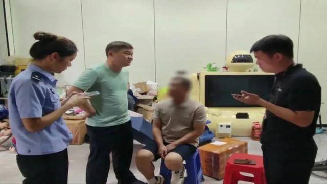 斯托克城vs布拉德福德_广西男子一口气花38.8万元买了40台手机斯托克城vs布拉德福德，民警很快找上门……